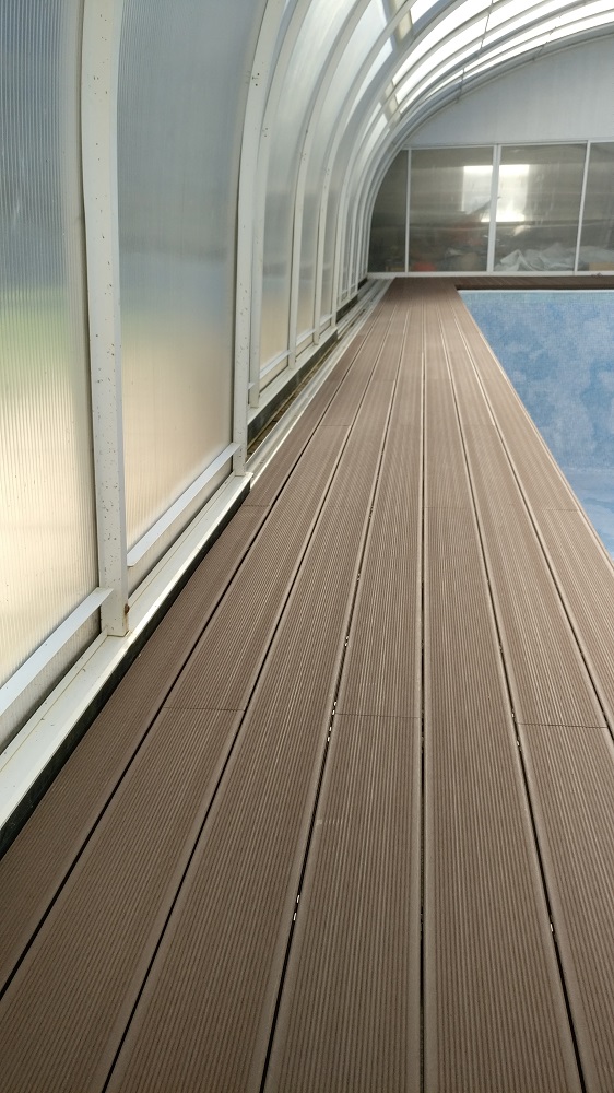 Decking e Sistema de Escoamento Oculto